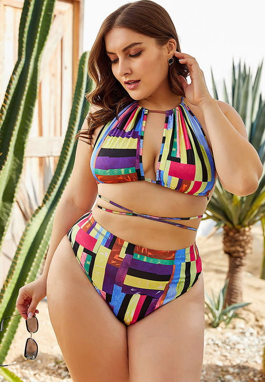 Kissed by Kurves Kini