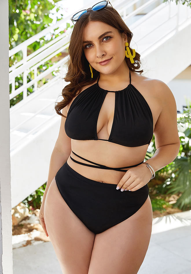 Kissed by Kurves Kini
